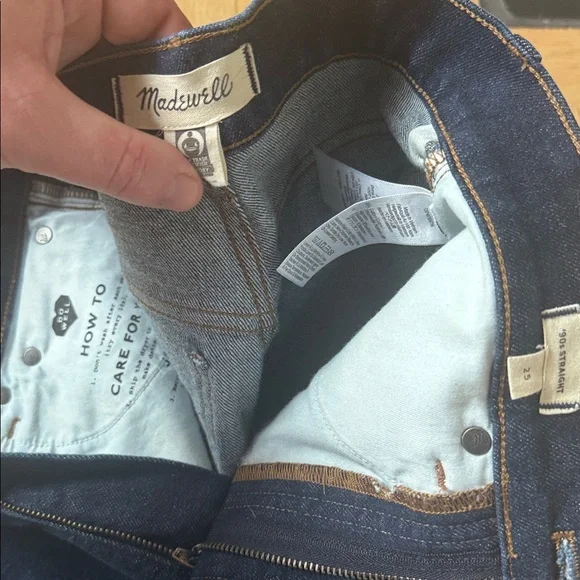 Madewell Dark Indigo 90’s Straight Jeans - Picture 2 of 3